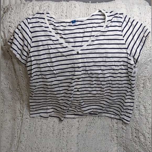 NWT Old Navy Button-Down Striped Tee, XL - Picture 1 of 5
